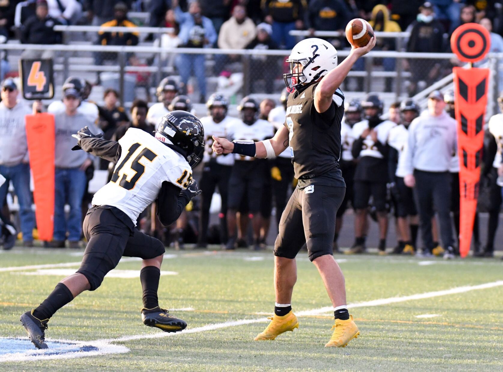 SB vs HS football semis_2.jpg